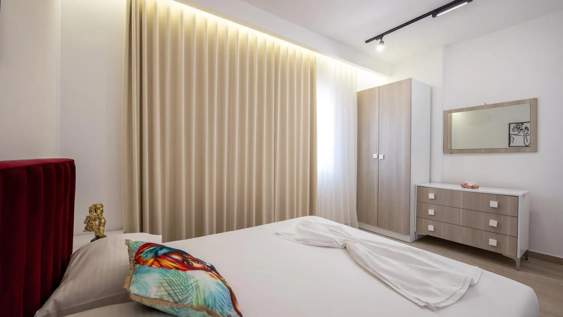 Apartment Al Mare Rooms Sarandë