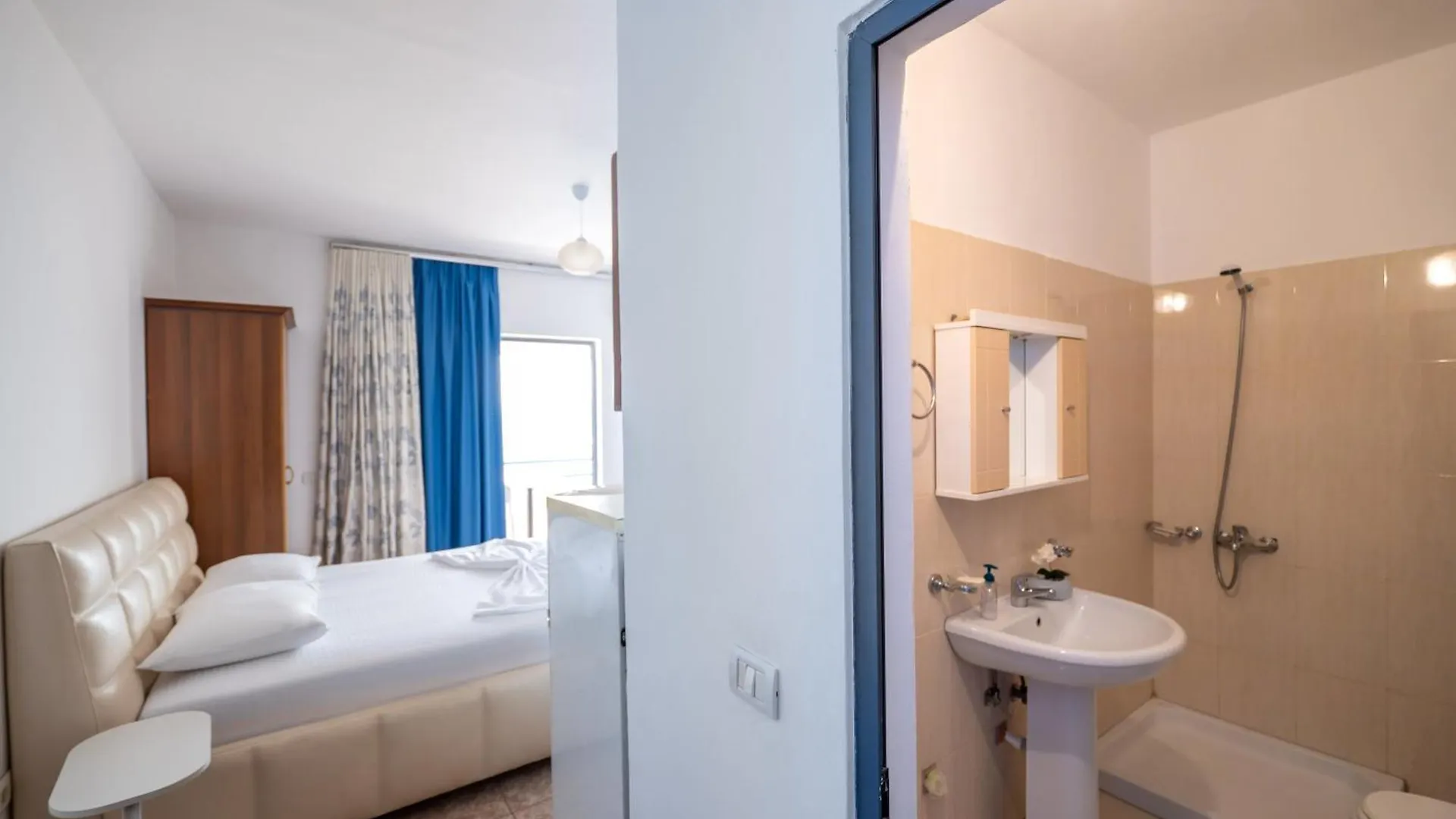 Apartment Al Mare Rooms Sarandë